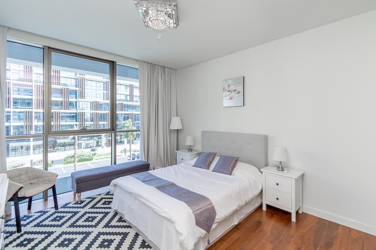 Dhh - 3 Beds 2nd Floor City Walk Building 10 Apartment *