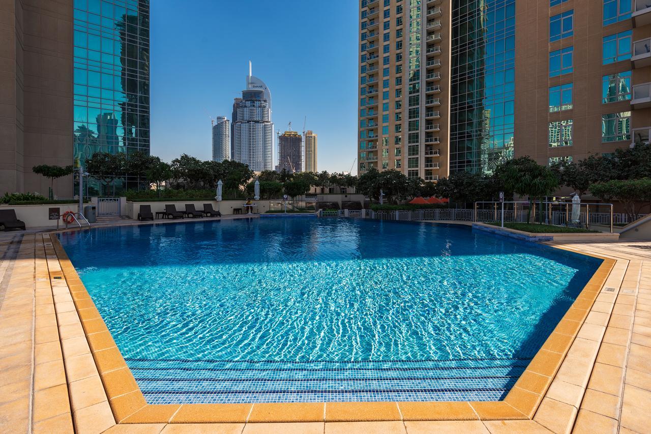Apartamento One Bedroom Fountain & Old Town View By *