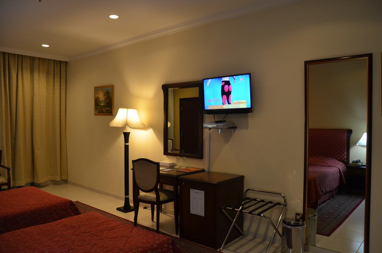 Ewan Hotel 2*