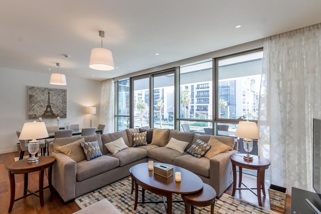 Dhh - 3 Beds 2nd Floor City Walk Building 10 Apartment