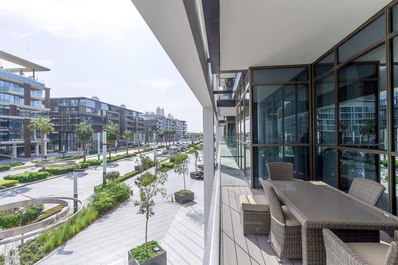 Apartment Dhh - 3 Beds 2nd Floor City Walk Building 10 *