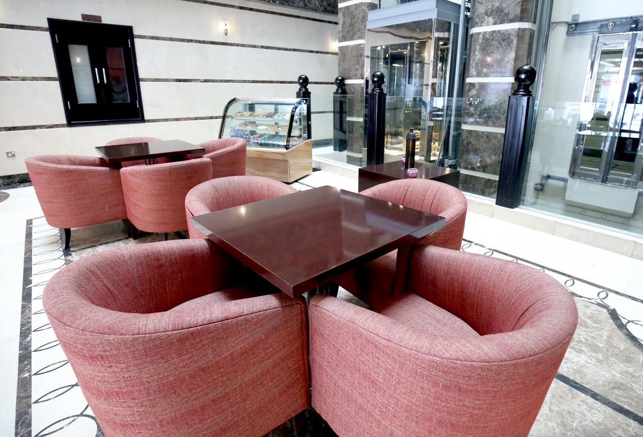 Hotel London Crown