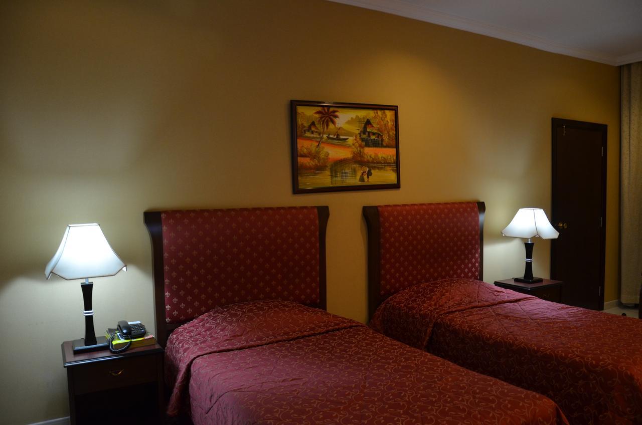 Ewan Hotel