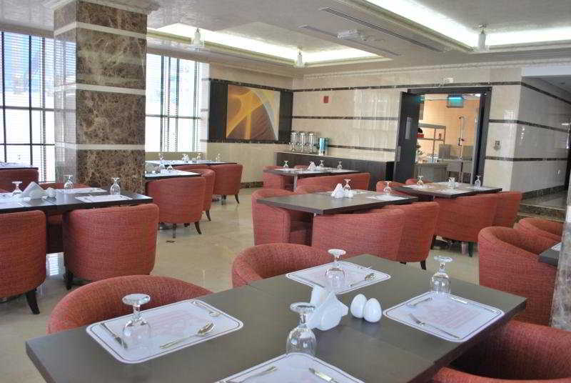 Hotel London Crown 3*
