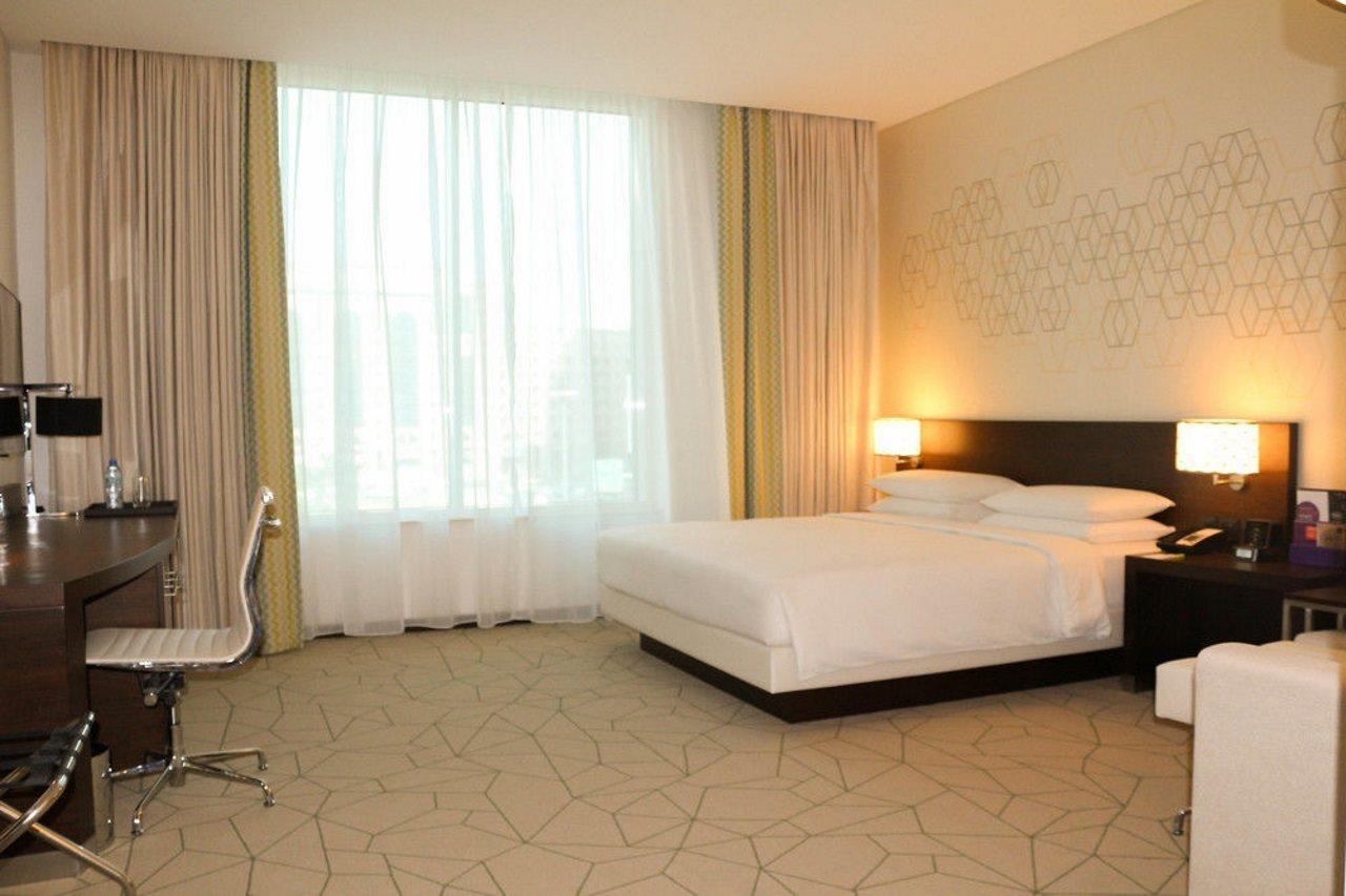 Hyatt Place Baniyas Square Hotel Dubái