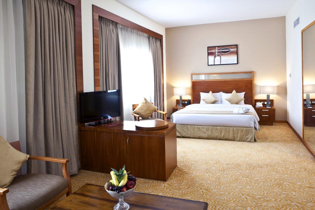 Landmark Riqqa Hotel 4*