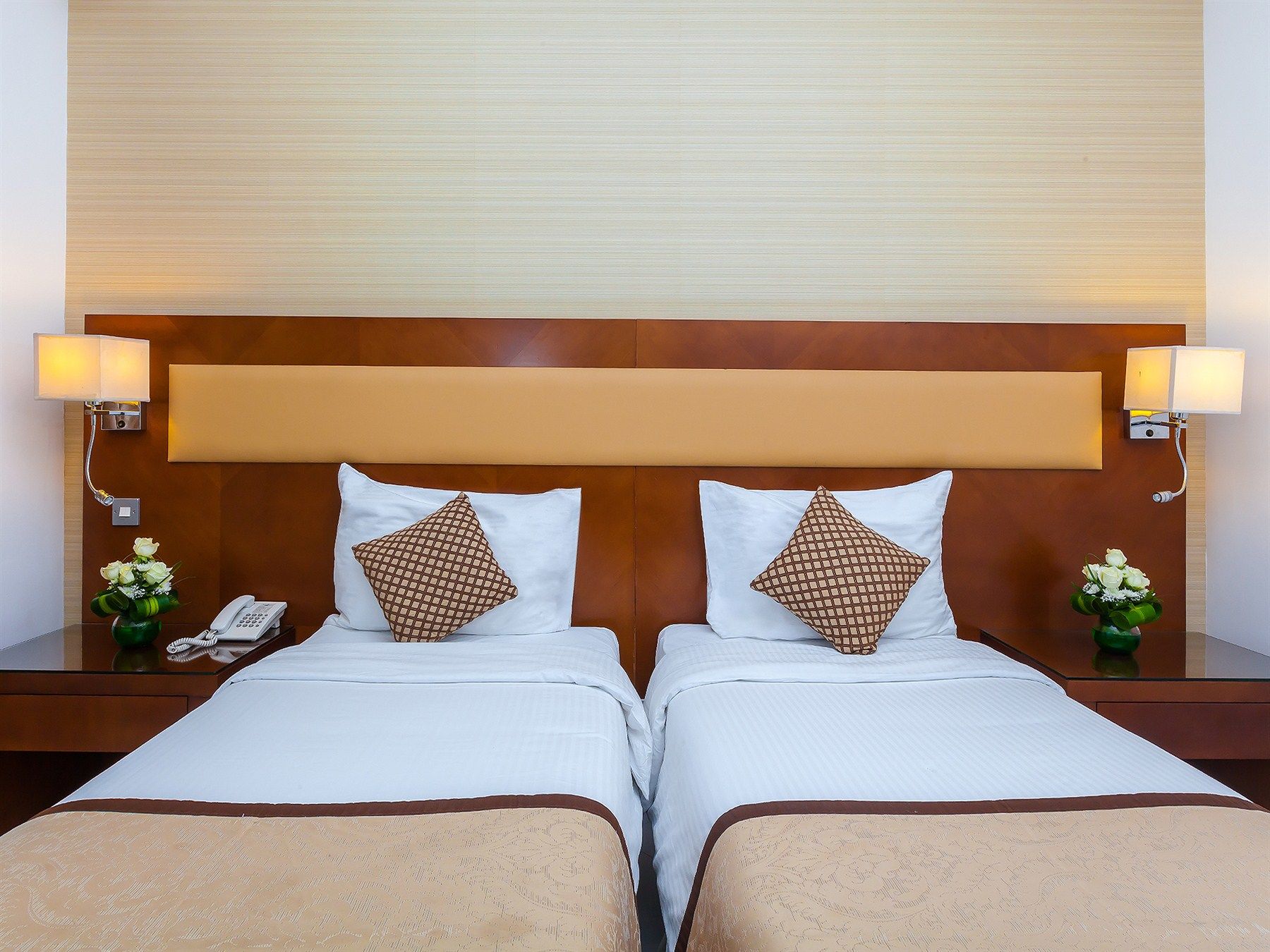 Flora Creek Deluxe Apartahotel