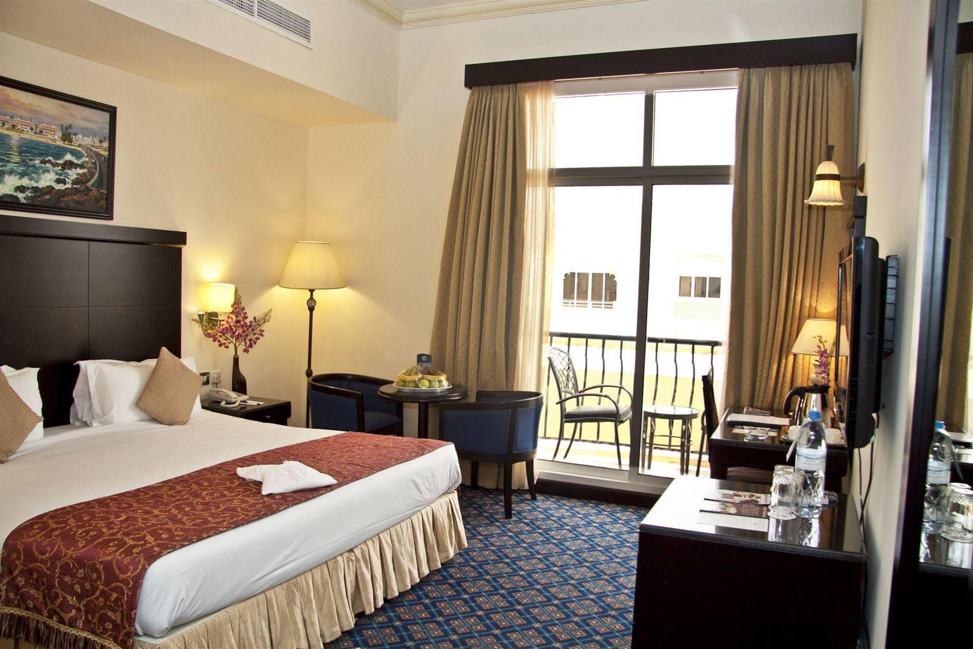 Resort Regent Beach 2*