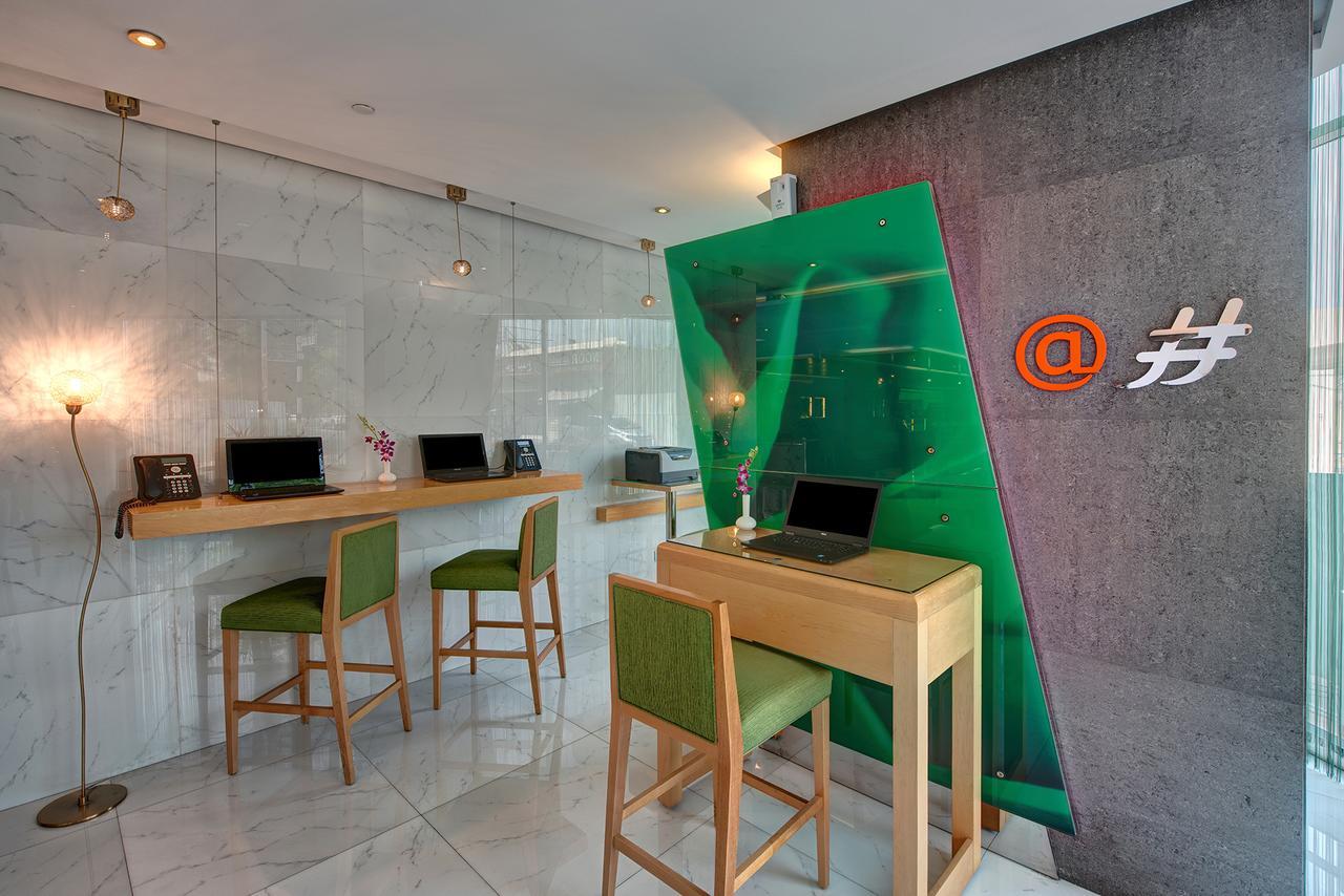 Al Khoory Executive Hotel, Al Wasl 3*