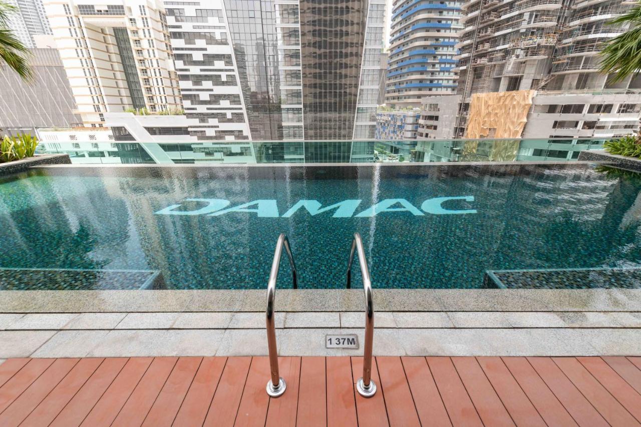 Damac Upper Crest In Downtown * Dubái