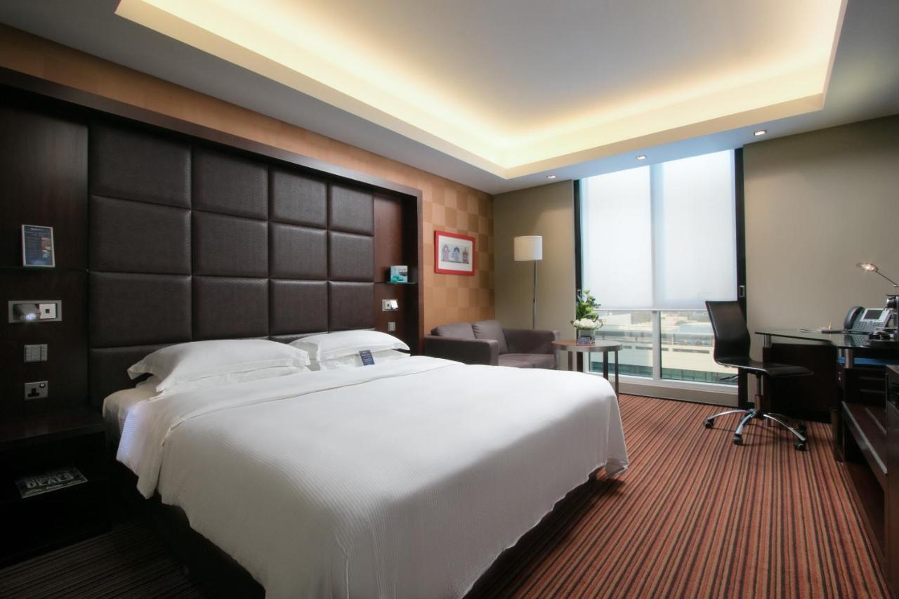 Radisson Blu Hotel, Media Hotel Dubai