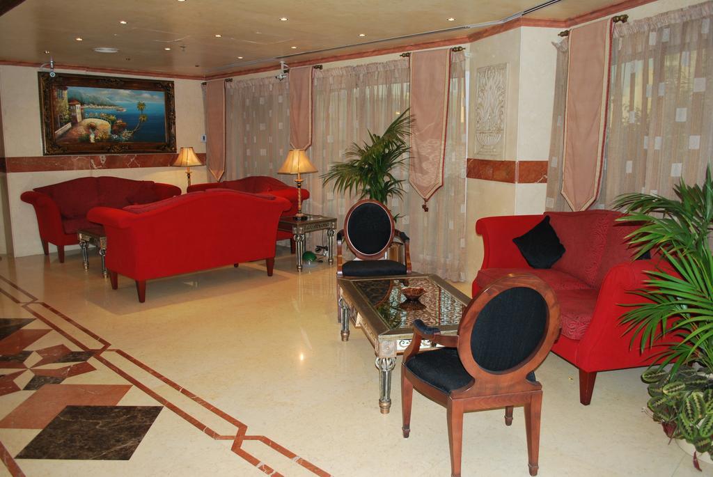 Al Deyafa Apartahotel
