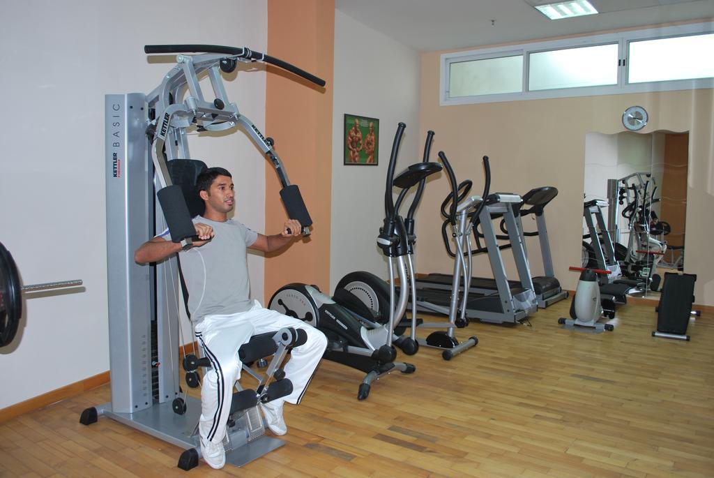 Apartahotel Al Deyafa Dubái