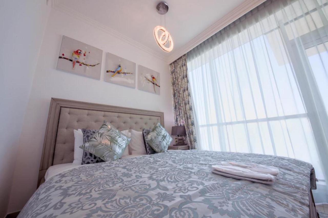 Stunning 5* 4br-oceanfront-apartment Dubái