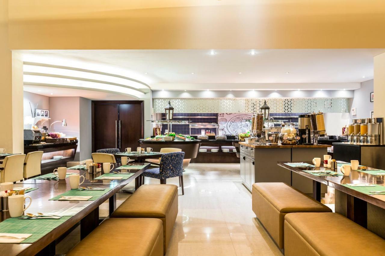 Hotel Novotel Deira Centre 4*