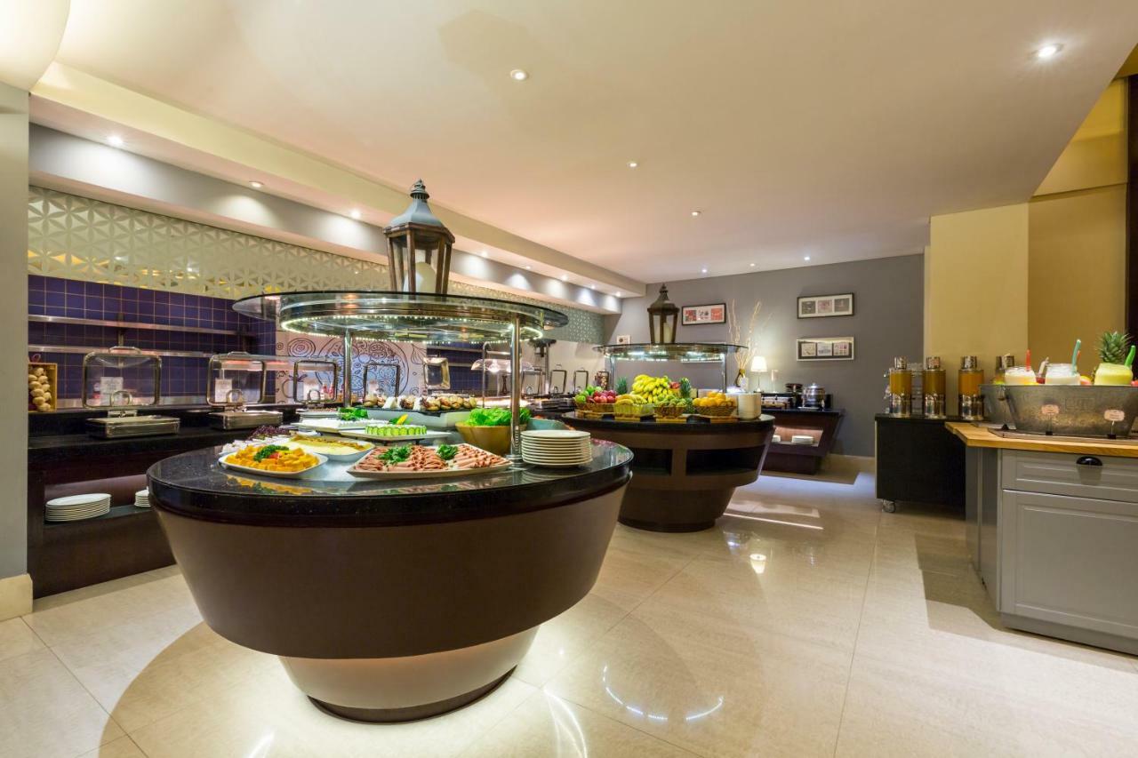Novotel Deira Centre Hotel 4*
