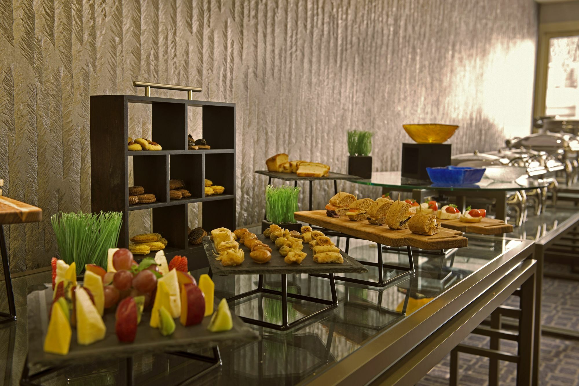 Mena Plaza Albarsha