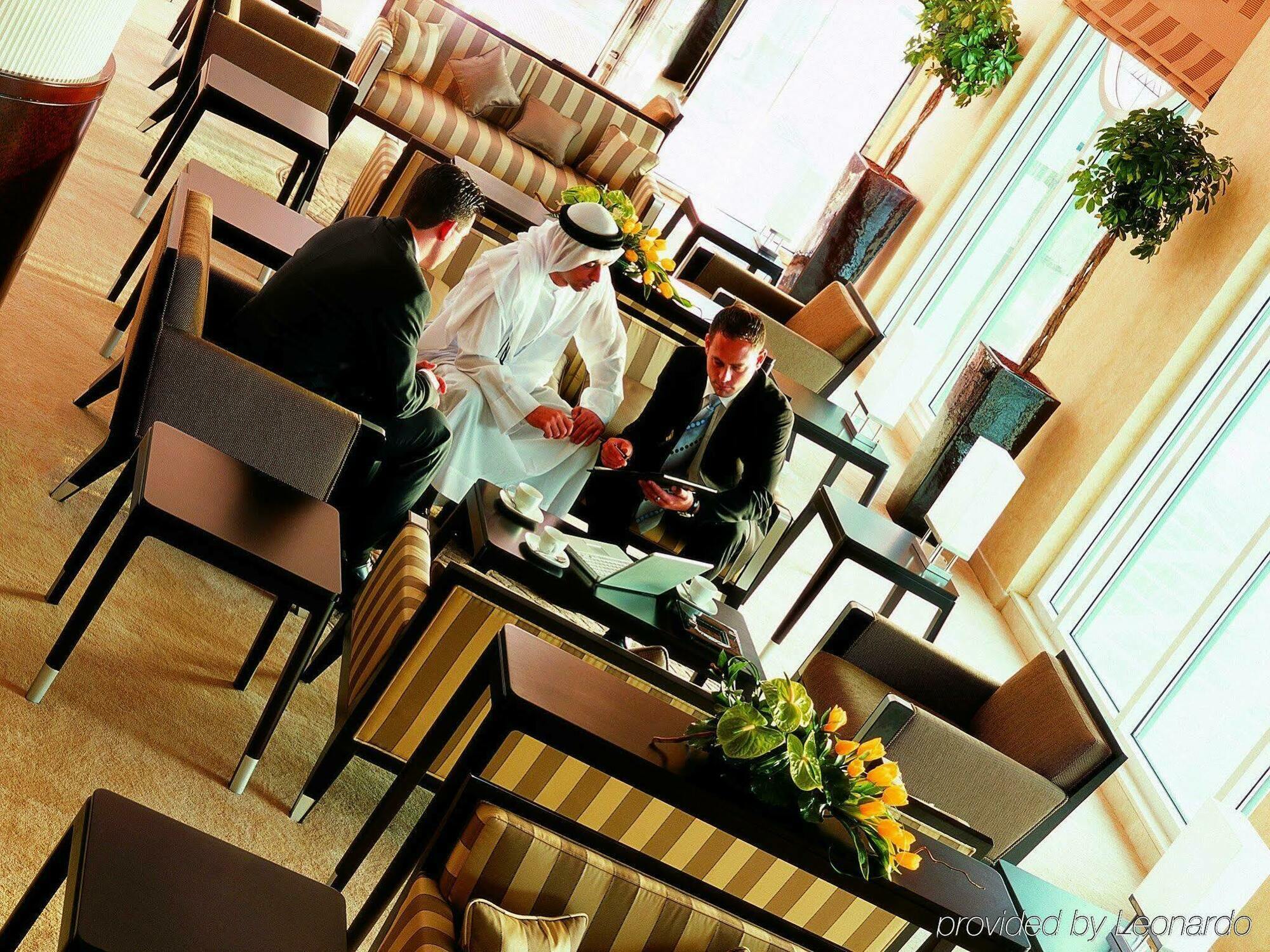 Ramada Plaza By Wyndham Deira Hotel Dubái