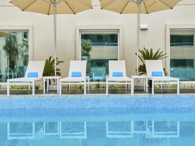 Hotel Hilton Garden Dubai, Mall Avenue 4*