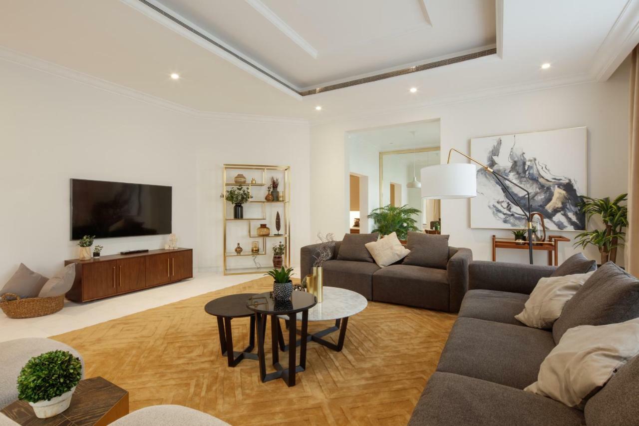 Fantastay With Private Beach - Palm Jumeirah Dubai