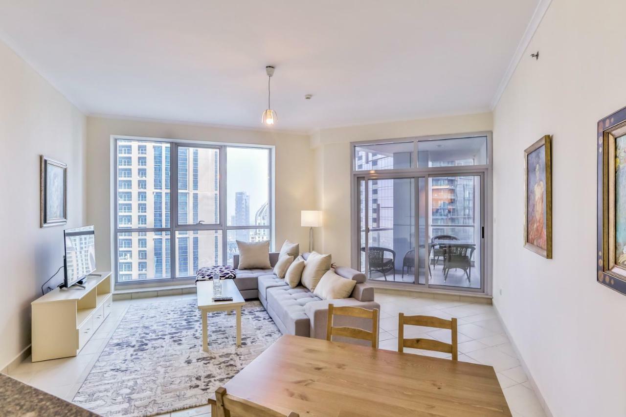 2br High Floor Torch Tower Marina Dubai