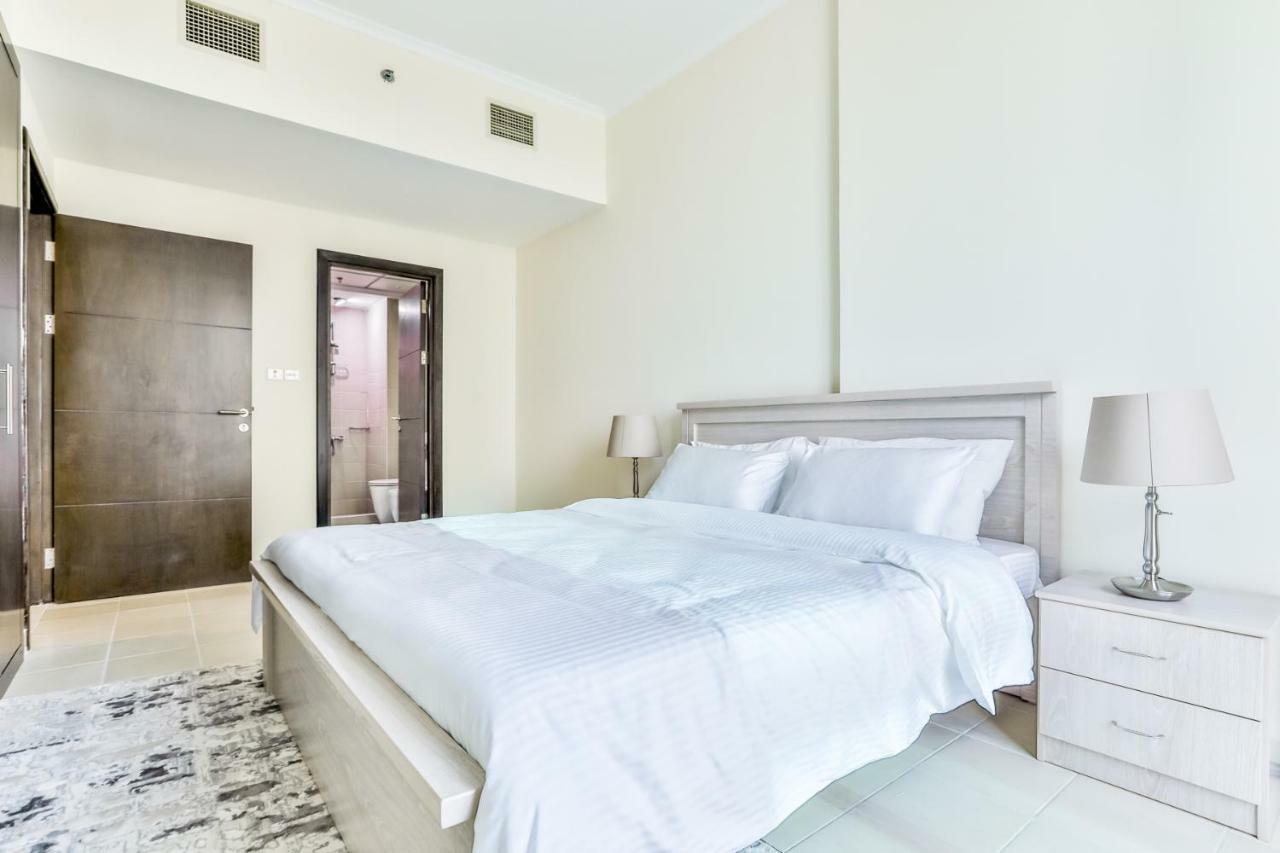 2br High Floor Torch Tower Marina Appartement *