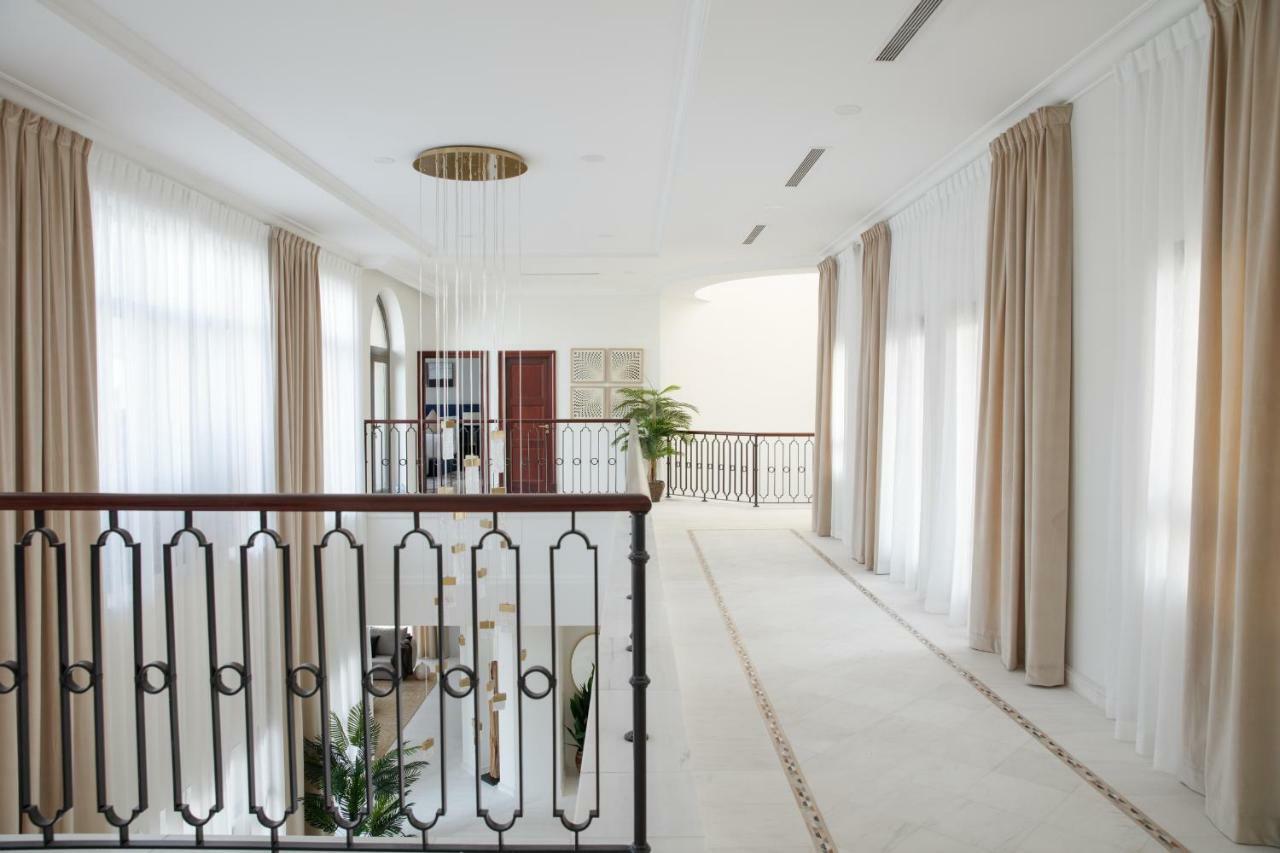 Fantastay With Private Beach - Palm Jumeirah Villa *