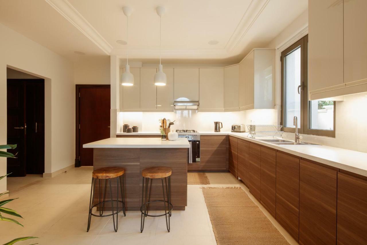 Villa Fantastay With Private Beach - Palm Jumeirah Dubai