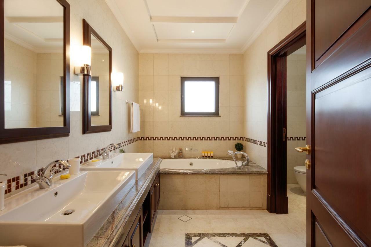 Fantastay With Private Beach - Palm Jumeirah * Dubai