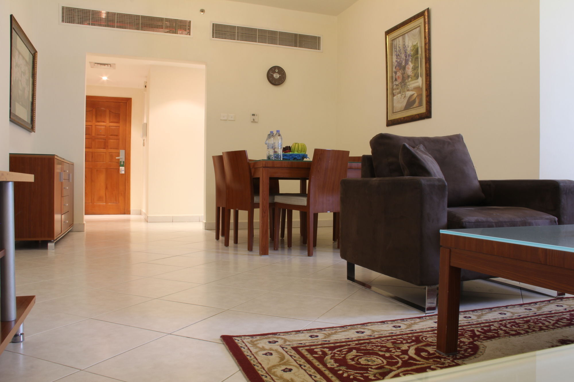Apartahotel Al Deyafa Dubái