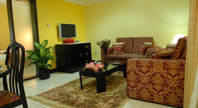 Deebaj Al Khabisi Plaza Apartahotel Dubái