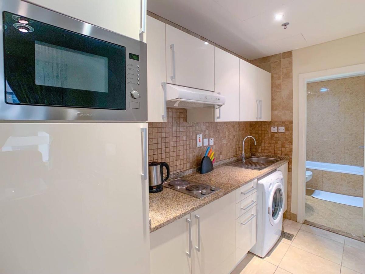 Luxury 1bhk Capitol Tower