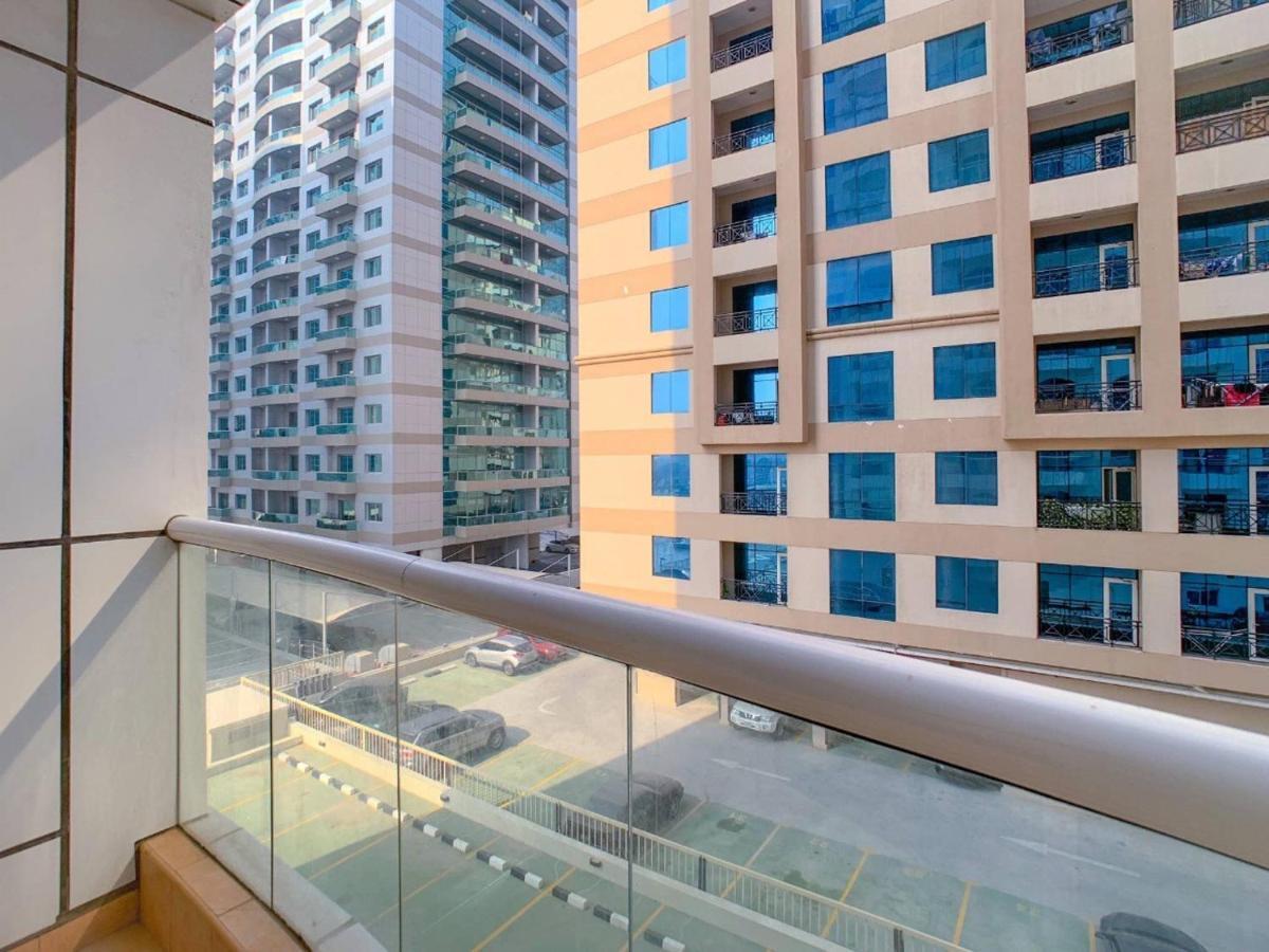Appartement Luxury 1bhk Capitol Tower