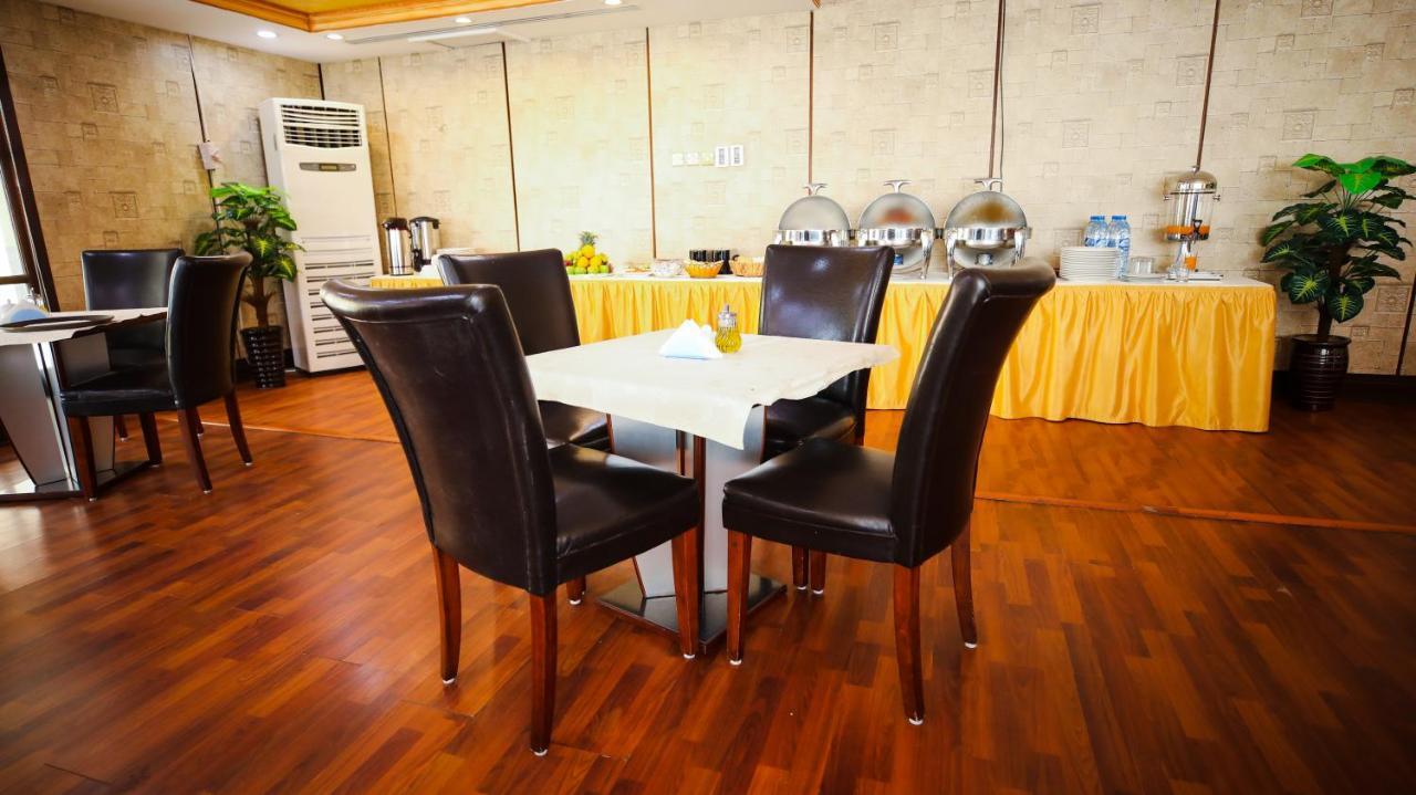 Apartahotel House &