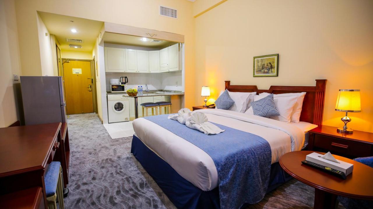 Apartahotel House & 2*