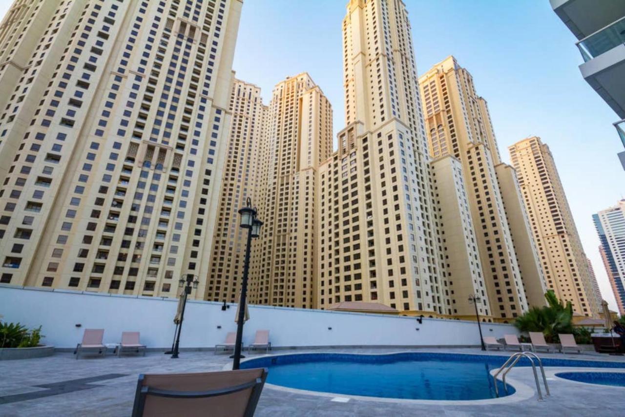 Apartemen Continental Tower, Marina - Luton *