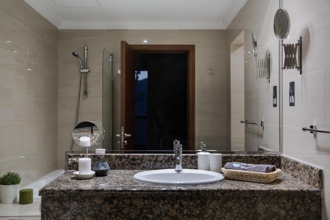 Higuests - Unique Duplex Penthouse In Jbr With Sea Views Dubái