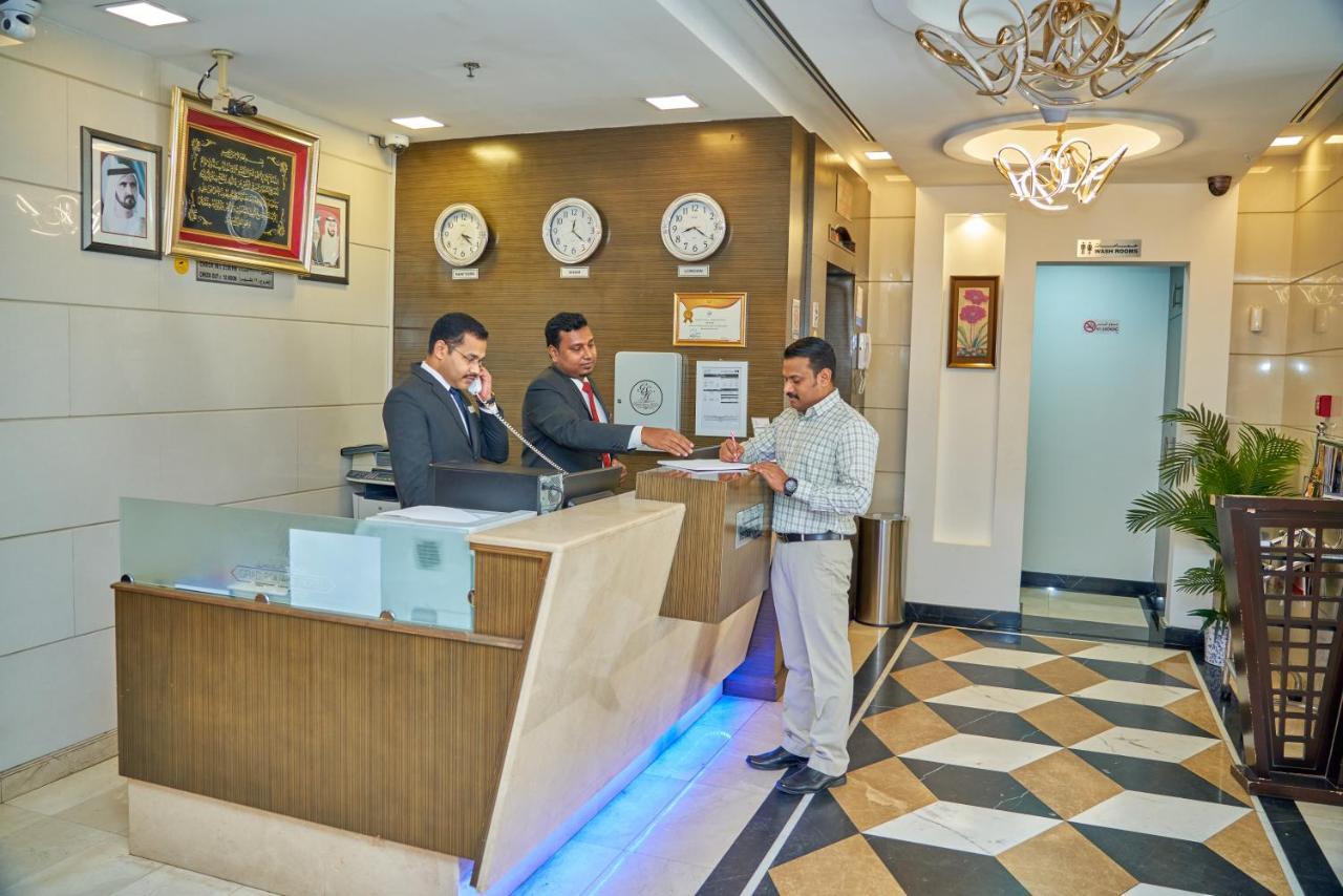 Grand Square Hotell