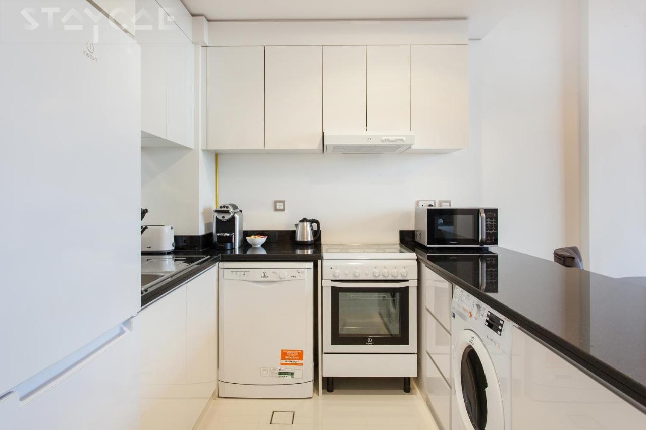 Staycae Homes - Ghalia Apartamento Dubái