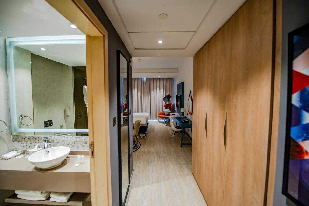 Apart-hotel La Vie Gardens 4*
