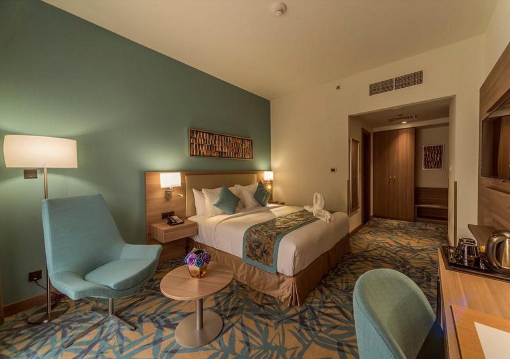 Mena Plaza Albarsha 4*