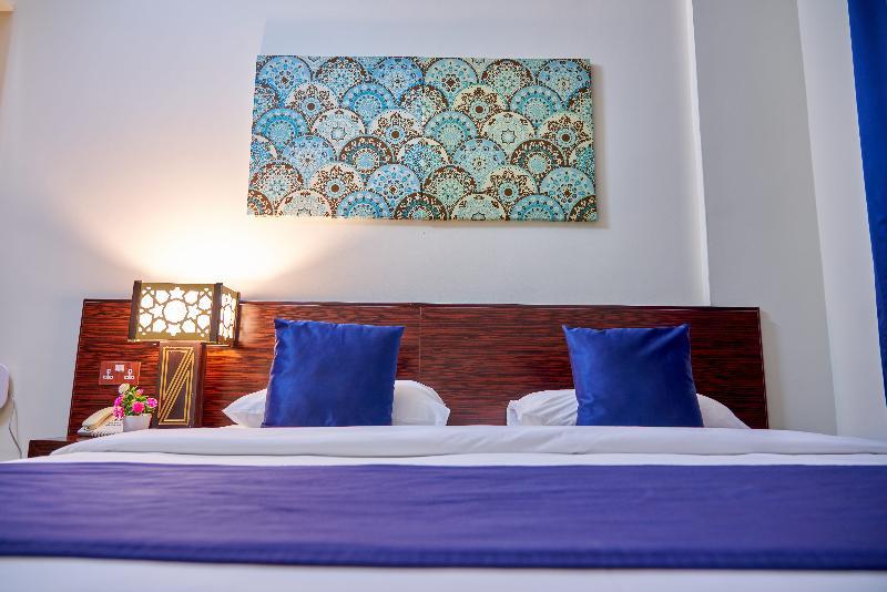 Hotell Grand Square 2*